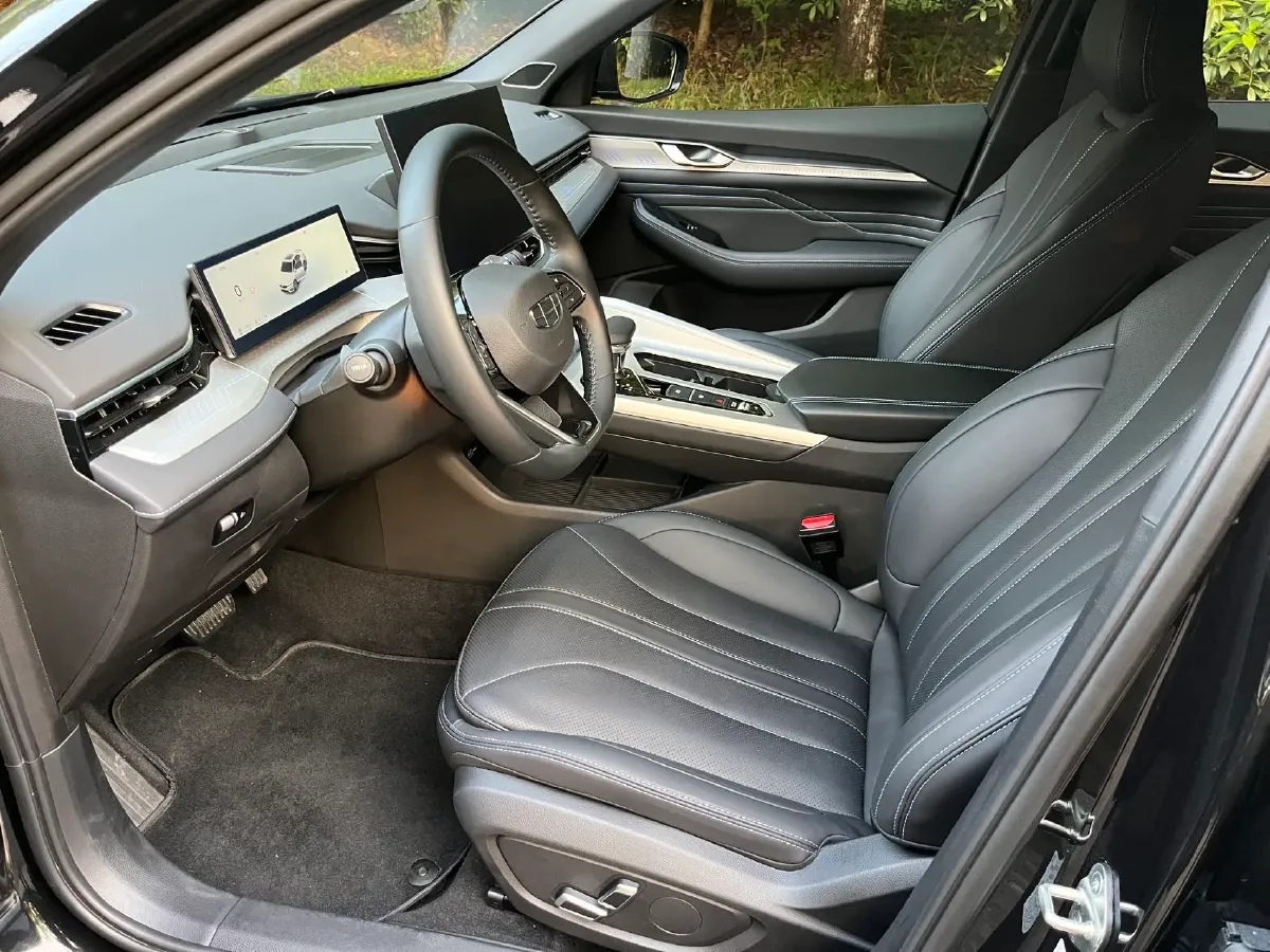 2025 Geely Preface 1.5T 181HP L4 7DCT,autocango,china used car exporter,china ev exporter,chinese used car exporter,chinese used ev exporter