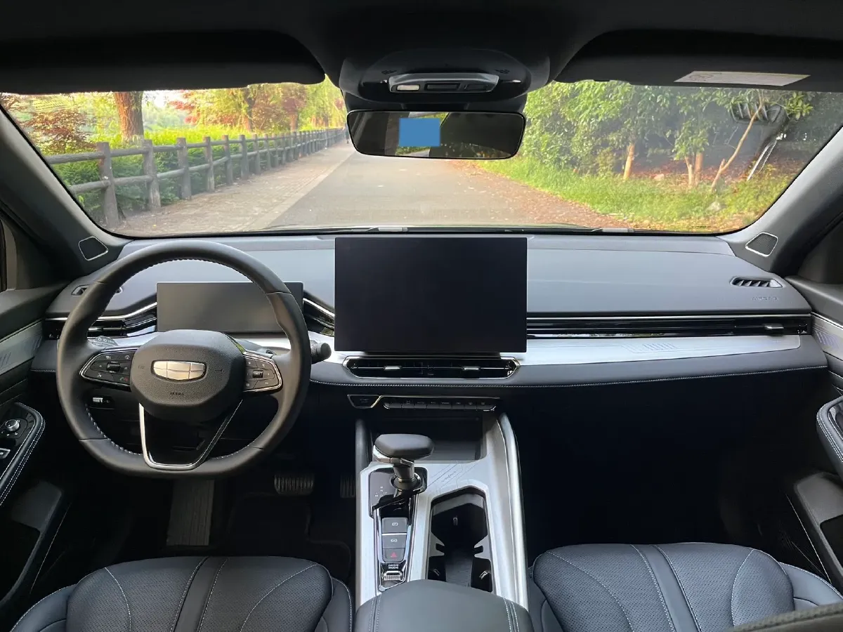 2025 Geely Preface 1.5T 181HP L4 7DCT,autocango,china used car exporter,china ev exporter,chinese used car exporter,chinese used ev exporter