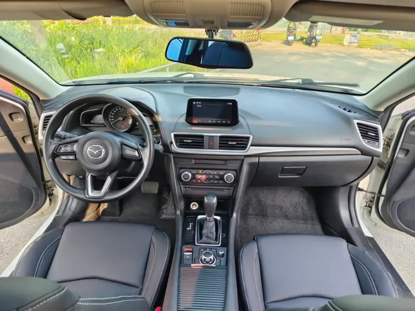 2017 Mazda 3 Axela 1.5L 117HP L4 6AT,autocango,china used car exporter,china ev exporter,chinese used car exporter,chinese used ev exporter