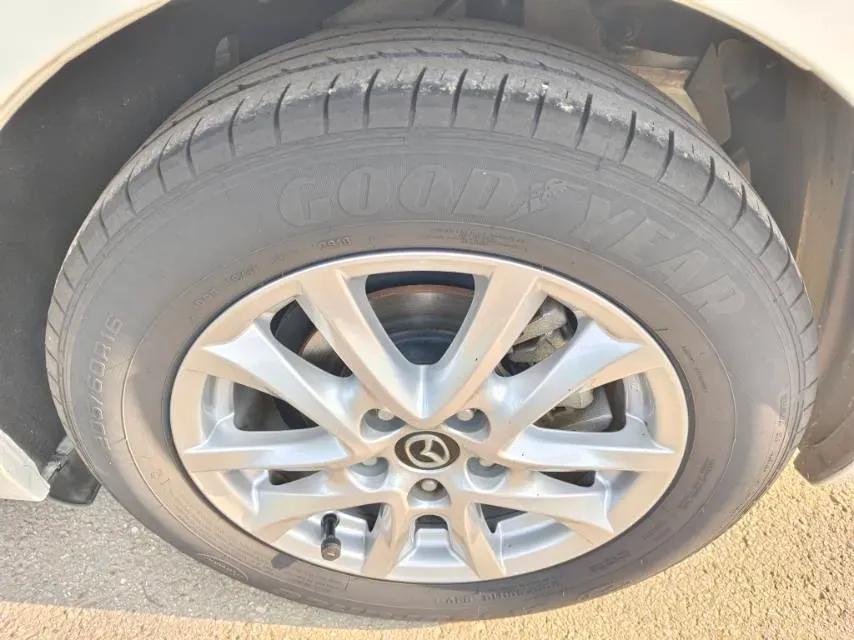 2017 Mazda 3 Axela 1.5L 117HP L4 6AT,autocango,china used car exporter,china ev exporter,chinese used car exporter,chinese used ev exporter