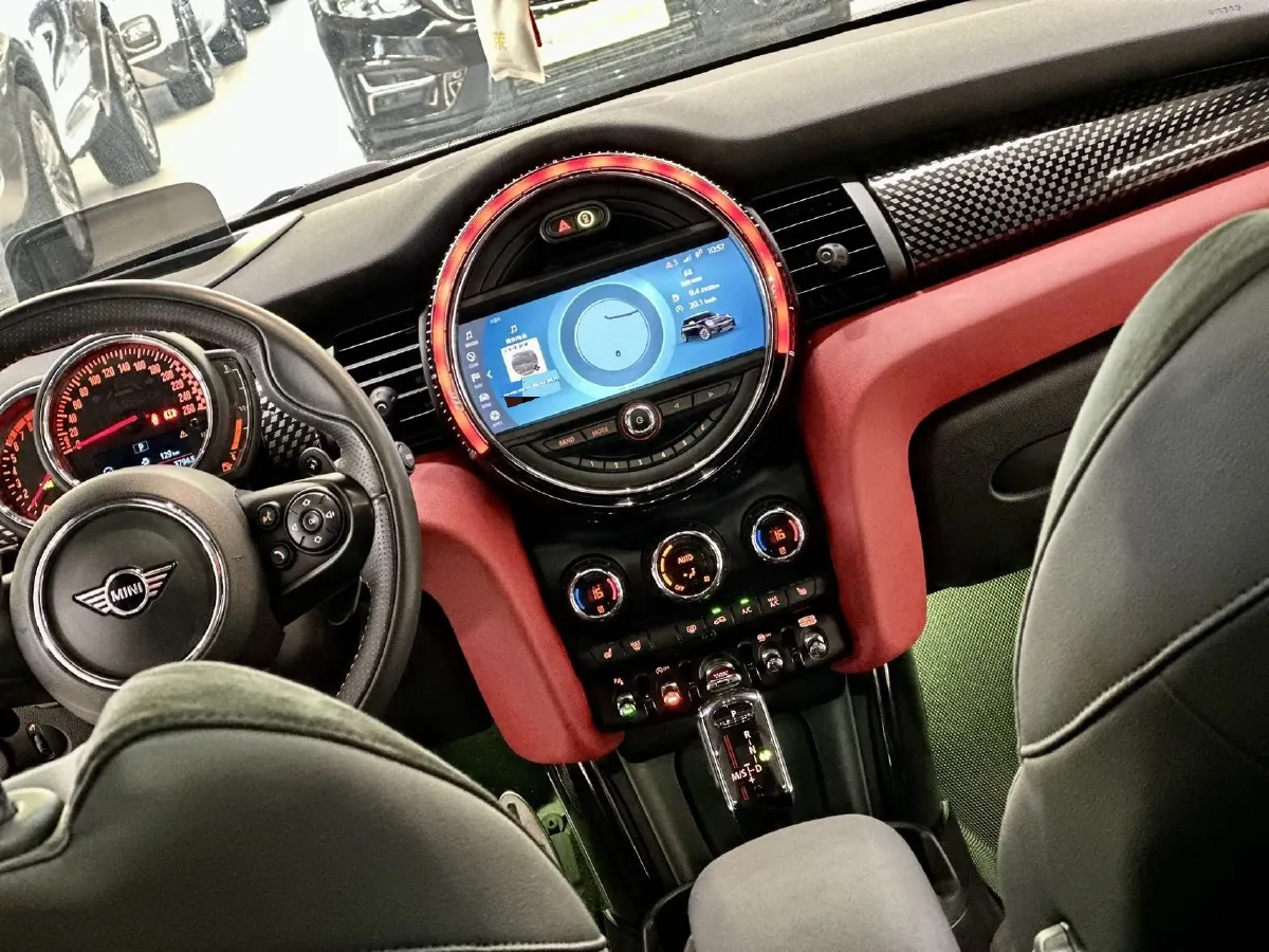 2020 MINI JCW 2.0T 231HP L4 8AT,autocango,china used car exporter,china ev exporter,chinese used car exporter,chinese used ev exporter