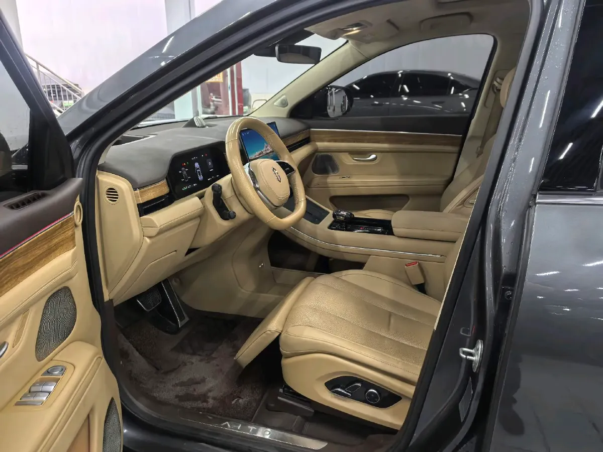 2024 Ford Transit 2.0T 143HP L4 9AT,autocango,china used car exporter,china ev exporter,chinese used car exporter,chinese used ev exporter