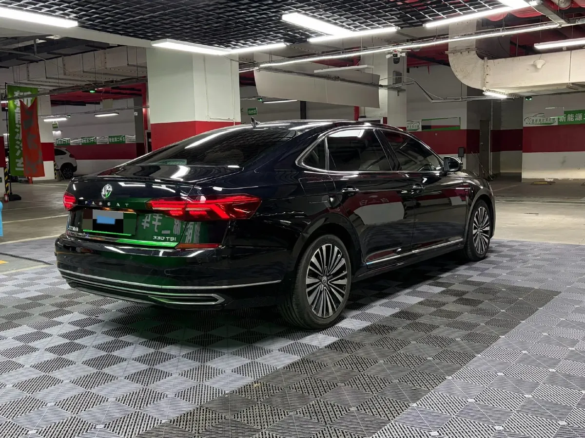 2019 Volvo V40 1.5T 152HP L4 6AT,autocango,china used car exporter,china ev exporter,chinese used car exporter,chinese used ev exporter