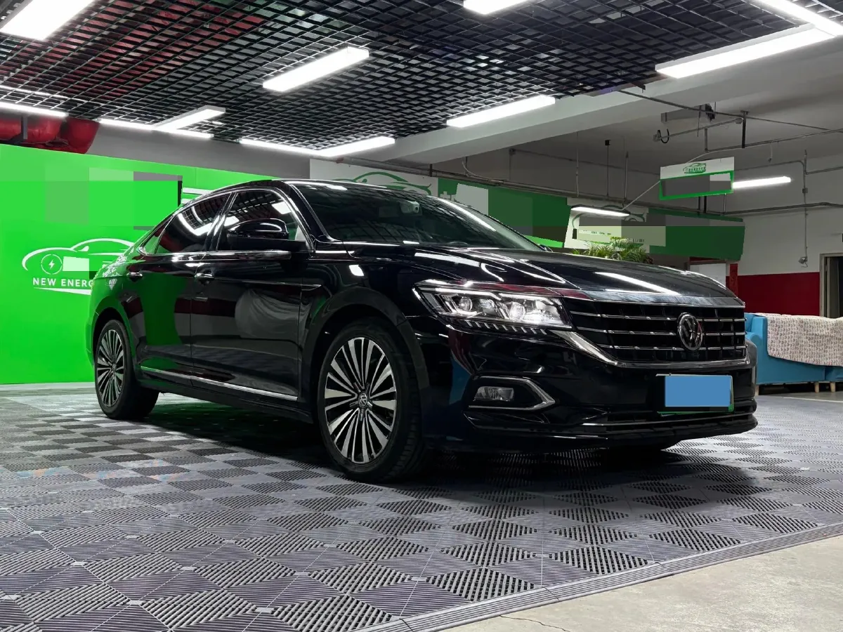 2019 Volvo V40 1.5T 152HP L4 6AT,autocango,china used car exporter,china ev exporter,chinese used car exporter,chinese used ev exporter
