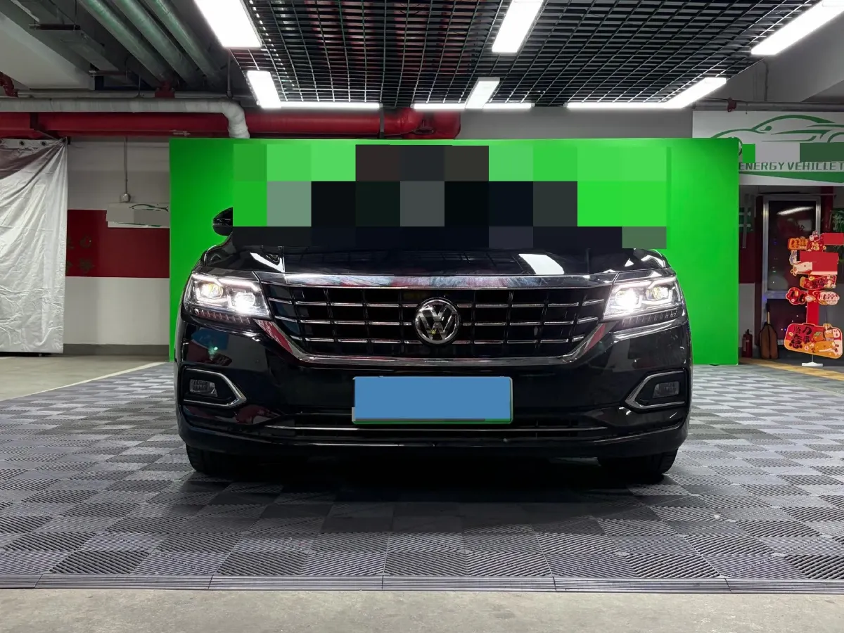 2019 Volvo V40 1.5T 152HP L4 6AT,autocango,china used car exporter,china ev exporter,chinese used car exporter,chinese used ev exporter