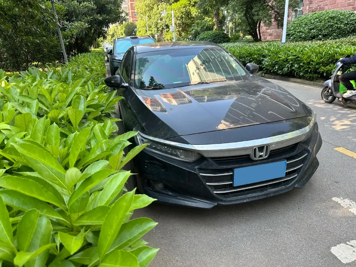 2022 Honda Accord 1.5T 194HP L4 CVT,autocango,china used car exporter,china ev exporter,chinese used car exporter,chinese used ev exporter