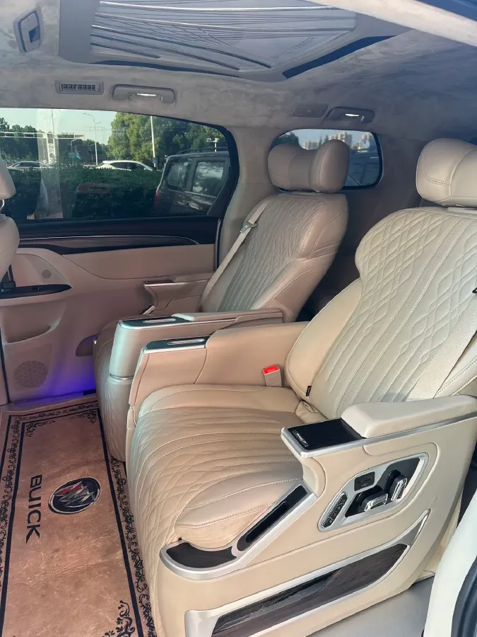 2023 Buick GL8 2.0T 237HP L4 9AT,autocango,china used car exporter,china ev exporter,chinese used car exporter,chinese used ev exporter