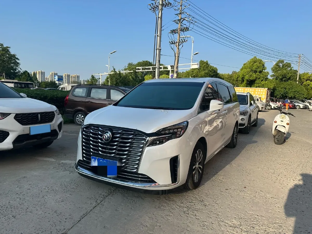2023 Buick GL8 2.0T 237HP L4 9AT,autocango,china used car exporter,china ev exporter,chinese used car exporter,chinese used ev exporter