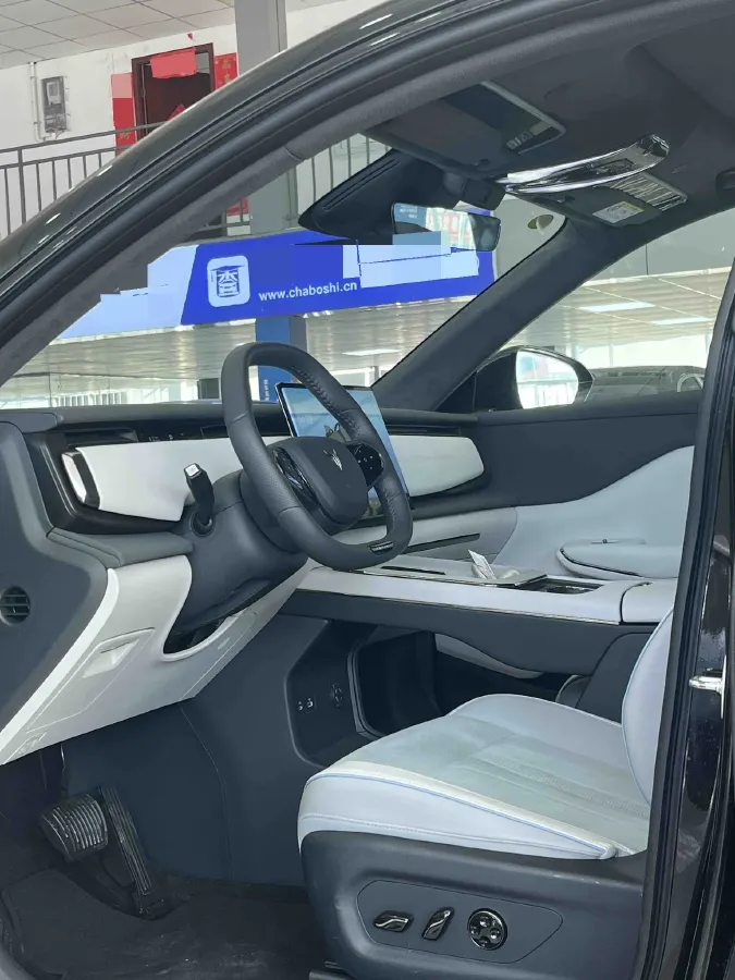 2024 Voyah ZhiYin BEV 79KWH,autocango,china used car exporter,china ev exporter,chinese used car exporter,chinese used ev exporter