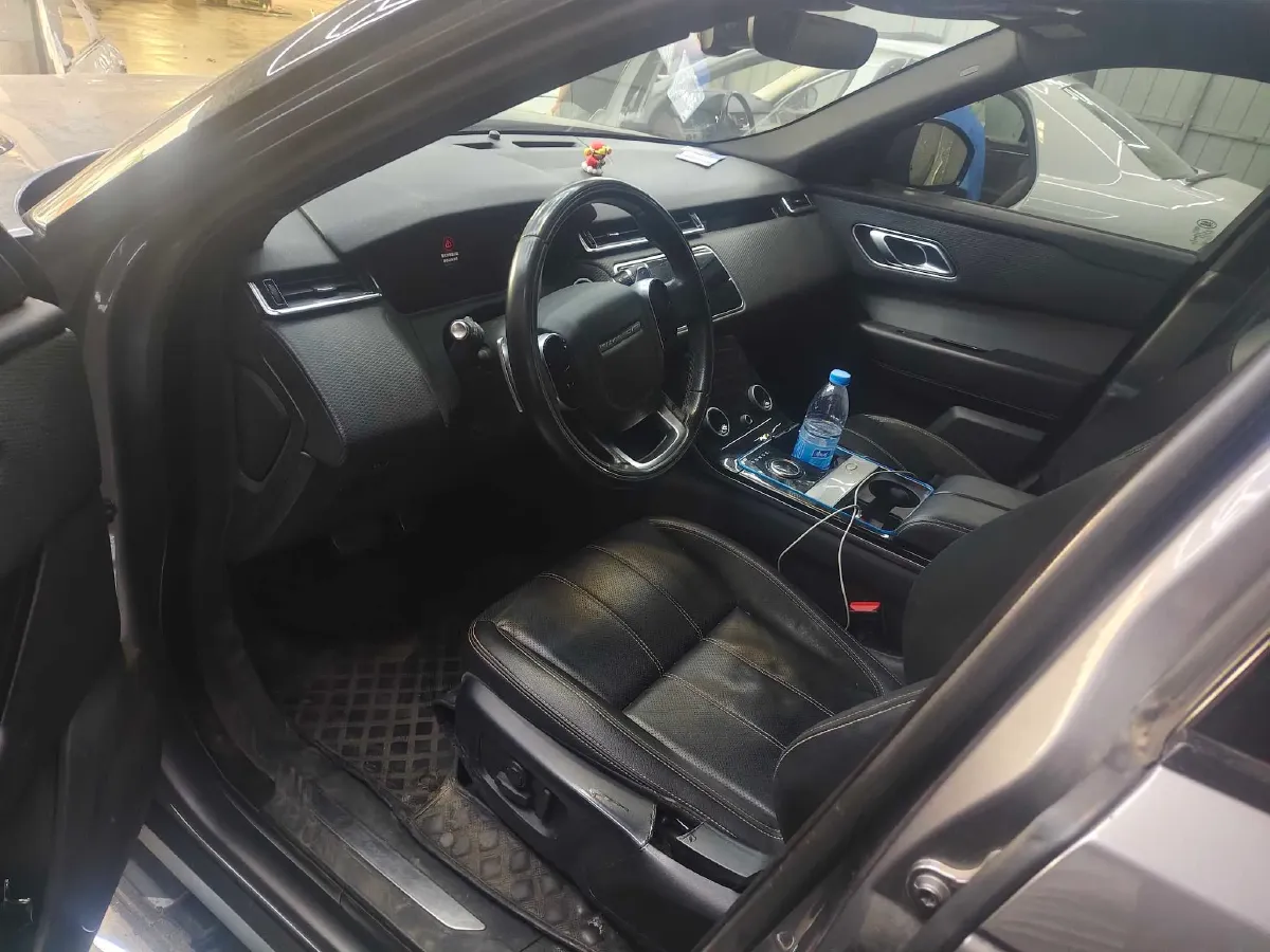 2020 Land Rover Range Rover Velar 2.0T 250HP L4 8AT,autocango,china used car exporter,china ev exporter,chinese used car exporter,chinese used ev exporter