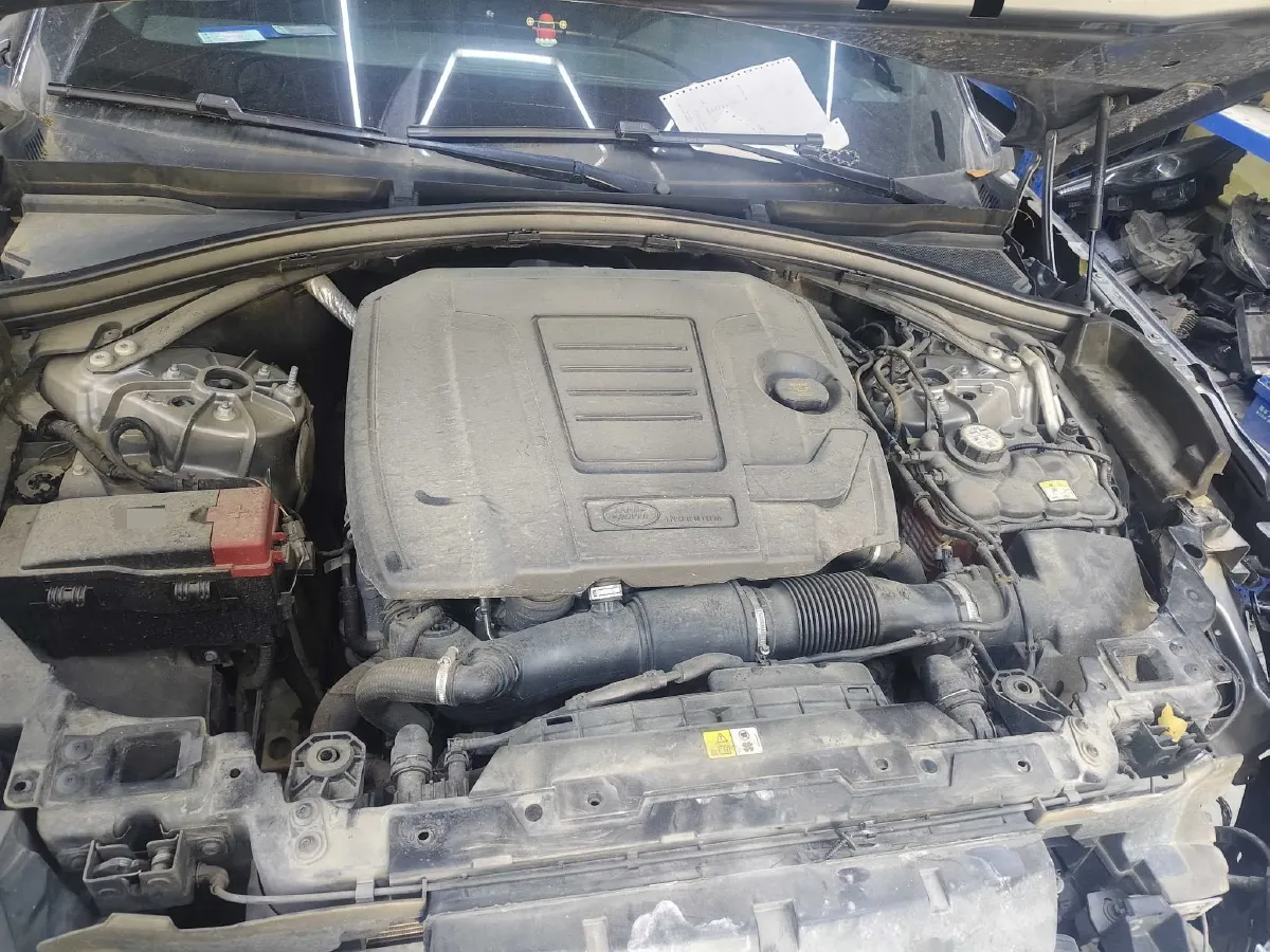 2020 Land Rover Range Rover Velar 2.0T 250HP L4 8AT,autocango,china used car exporter,china ev exporter,chinese used car exporter,chinese used ev exporter