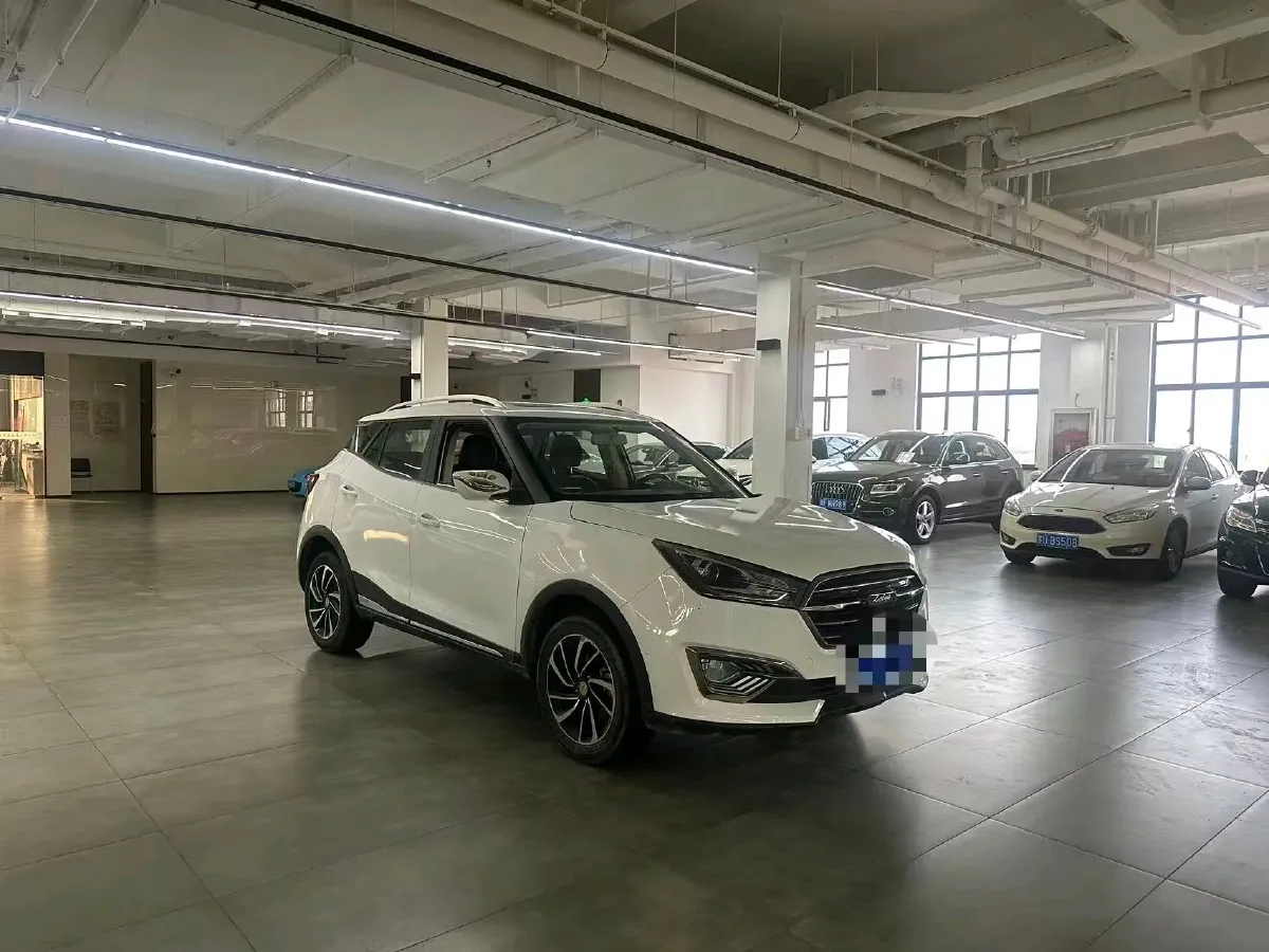 2017 Zotye T300 1.5T 144HP L4 CVT,autocango,china used car exporter,china ev exporter,chinese used car exporter,chinese used ev exporter