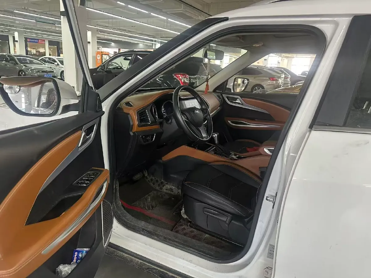 2017 Zotye T300 1.5T 144HP L4 CVT,autocango,china used car exporter,china ev exporter,chinese used car exporter,chinese used ev exporter