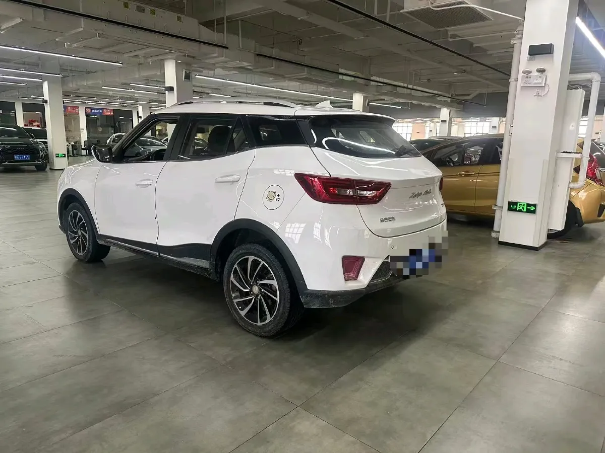 2017 Zotye T300 1.5T 144HP L4 CVT,autocango,china used car exporter,china ev exporter,chinese used car exporter,chinese used ev exporter
