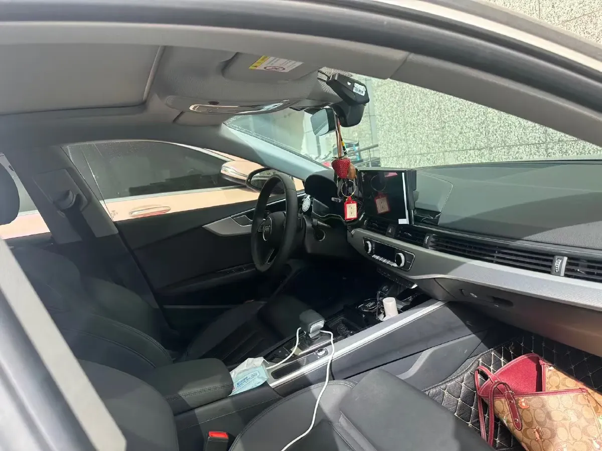 2023 Audi A5 2.0T 204HP L4 7DCT,autocango,china used car exporter,china ev exporter,chinese used car exporter,chinese used ev exporter