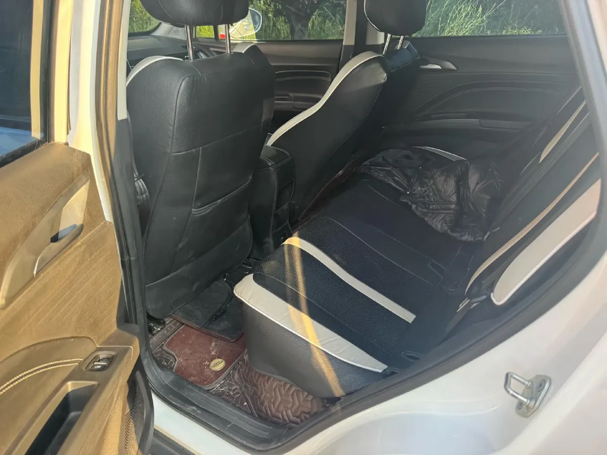 2022 ChangAn Kaicene RuiXing EM60 BEV 41.86KWH,autocango,china used car exporter,china ev exporter,chinese used car exporter,chinese used ev exporter