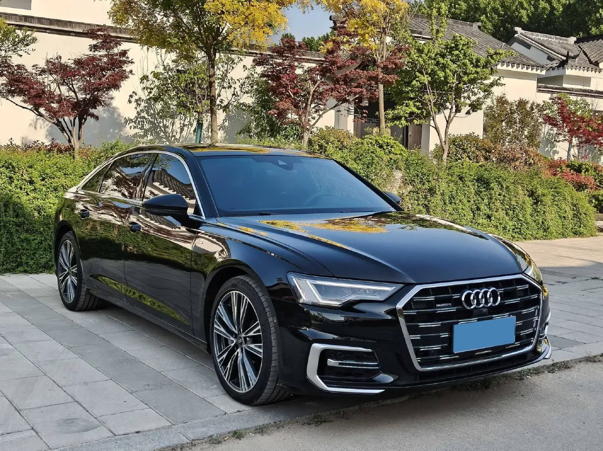 2025 Audi A6L 3.0T 340HP V6 7DCT,autocango,china used car exporter,china ev exporter,chinese used car exporter,chinese used ev exporter