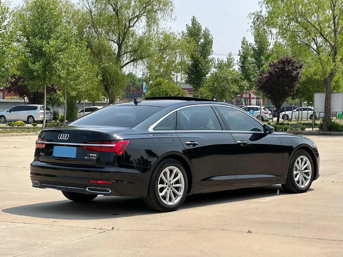 2019 Audi A6L 2.0T 190HP L4 7DCT,autocango,china used car exporter,china ev exporter,chinese used car exporter,chinese used ev exporter