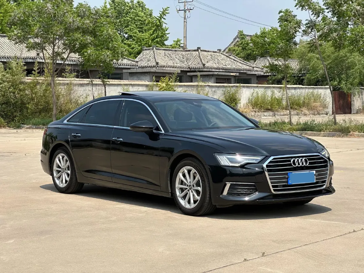 2019 Audi A6L 2.0T 190HP L4 7DCT,autocango,china used car exporter,china ev exporter,chinese used car exporter,chinese used ev exporter