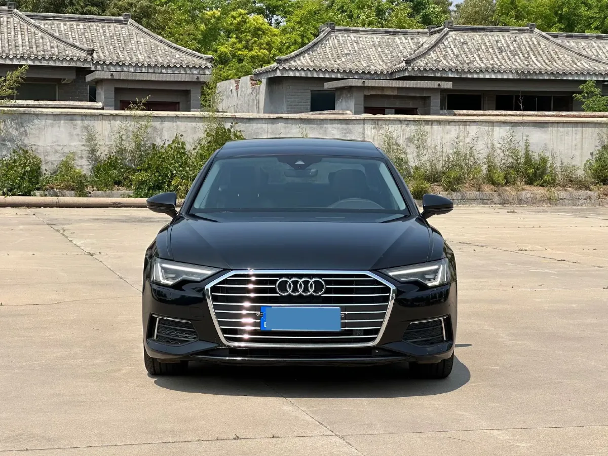 2019 Audi A6L 2.0T 190HP L4 7DCT,autocango,china used car exporter,china ev exporter,chinese used car exporter,chinese used ev exporter