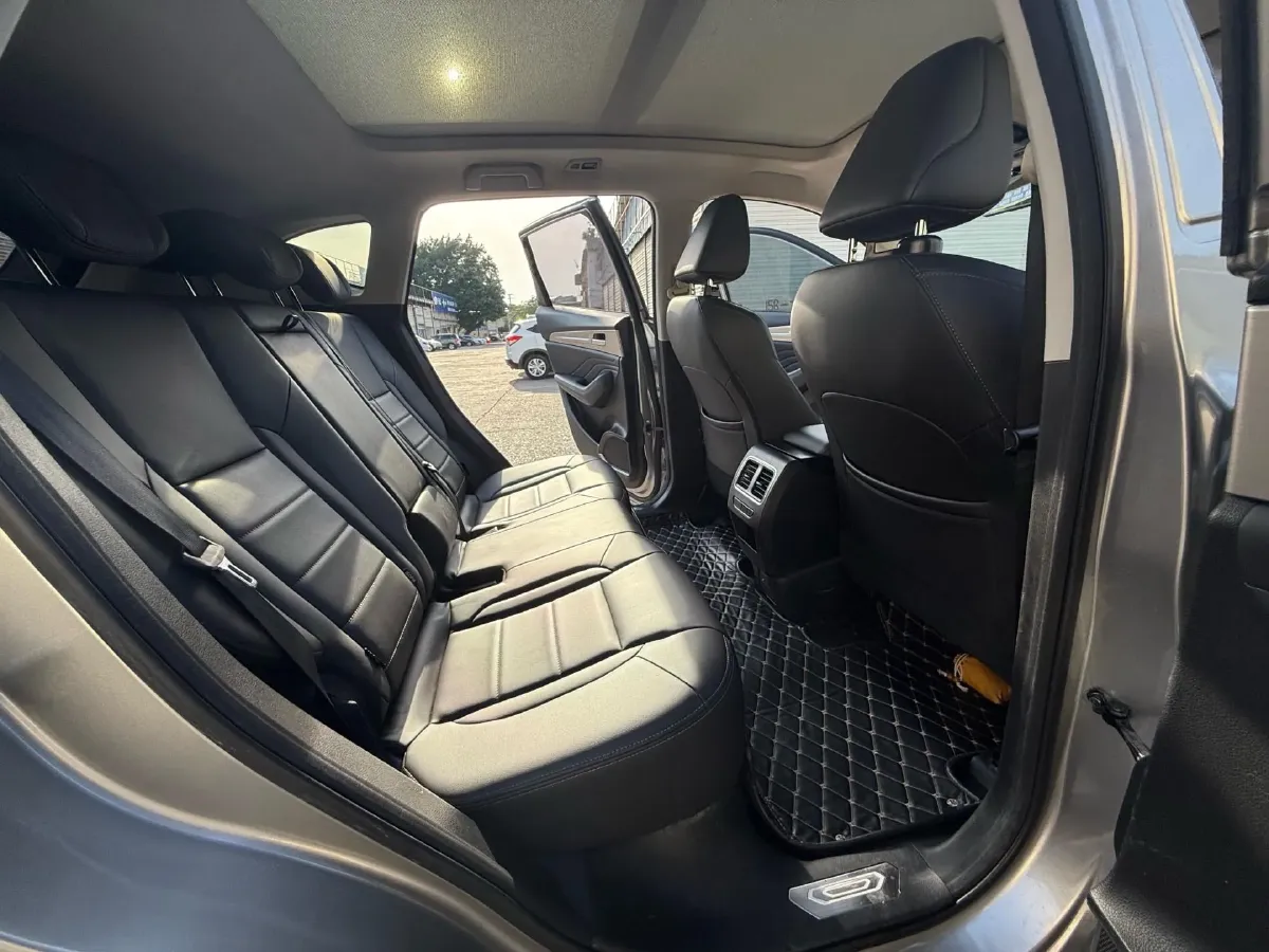 2020 Haval F7 2.0T 224HP L4 7DCT,autocango,china used car exporter,china ev exporter,chinese used car exporter,chinese used ev exporter