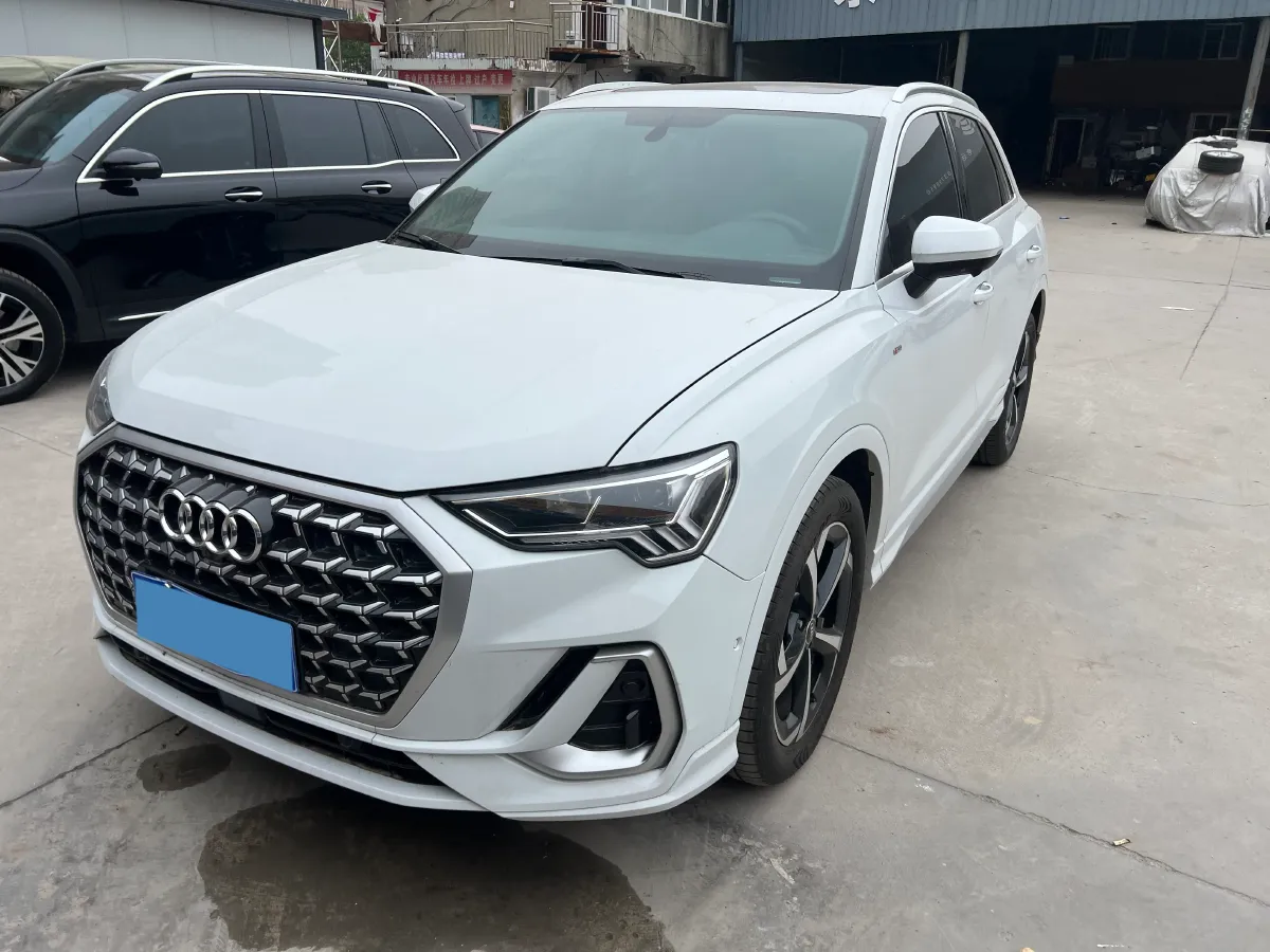 2025 Audi Q3 1.5T 160HP L4 7DCT,autocango,china used car exporter,china ev exporter,chinese used car exporter,chinese used ev exporter