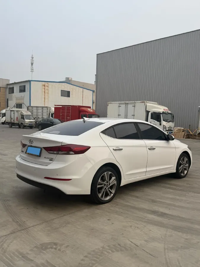 2016 Hyundai Elantra 1.6L 130HP L4 6AT,autocango,china used car exporter,china ev exporter,chinese used car exporter,chinese used ev exporter
