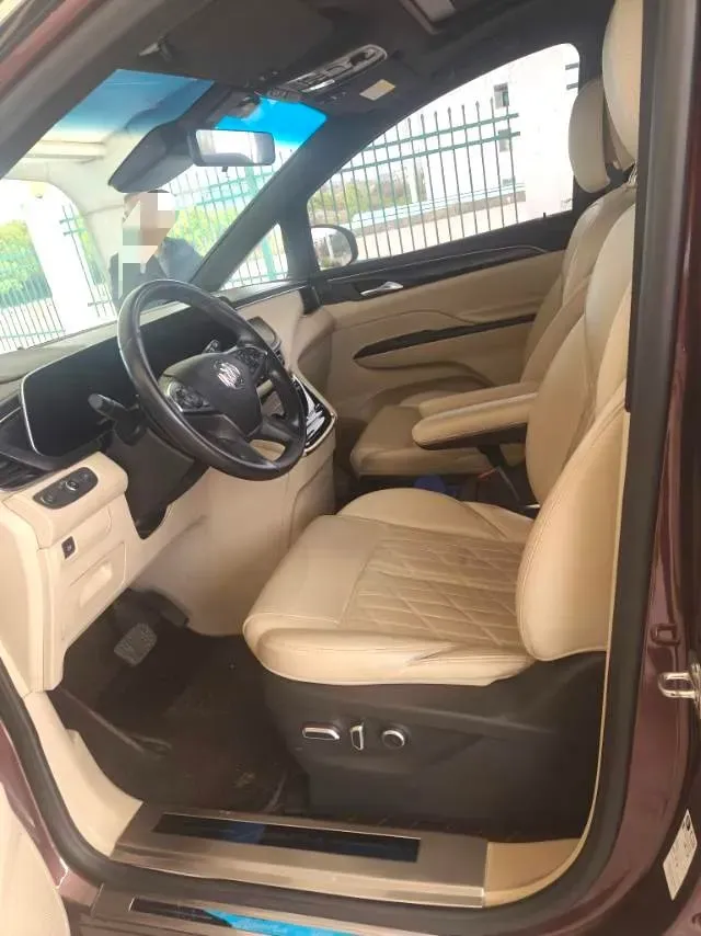 2023 Buick GL8 2.0T 237HP L4 9AT,autocango,china used car exporter,china ev exporter,chinese used car exporter,chinese used ev exporter
