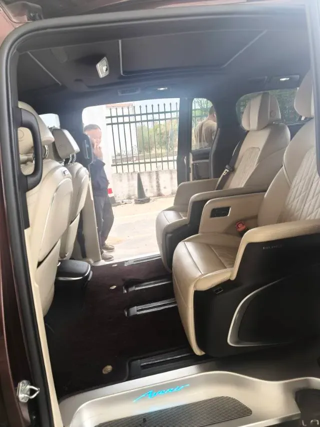 2023 Buick GL8 2.0T 237HP L4 9AT,autocango,china used car exporter,china ev exporter,chinese used car exporter,chinese used ev exporter