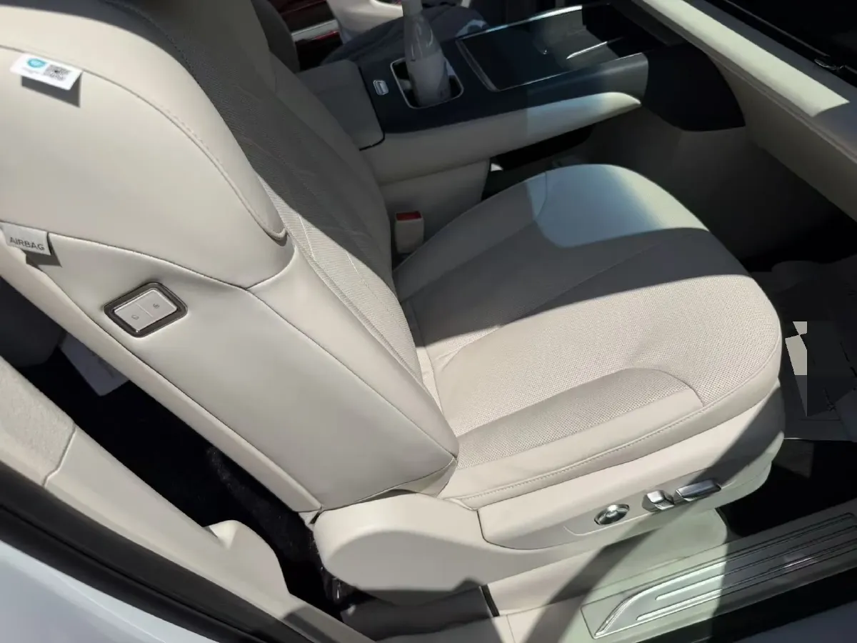 2026 Buick Encasa 1.5T 180HP L4 1DHT PHEV,autocango,china used car exporter,china ev exporter,chinese used car exporter,chinese used ev exporter