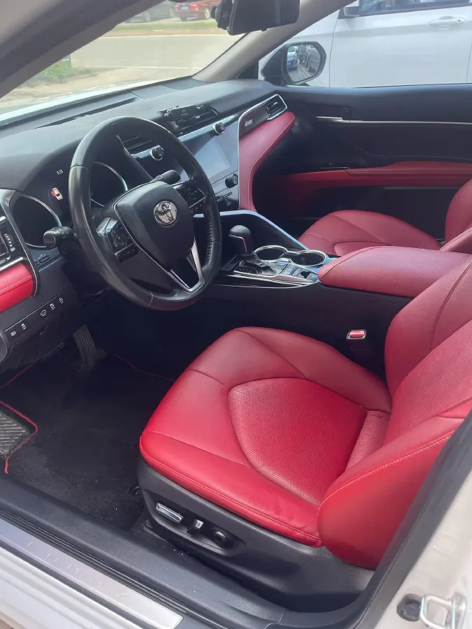 2019 Toyota Camry 2.0L 178HP L4 CVT,autocango,china used car exporter,china ev exporter,chinese used car exporter,chinese used ev exporter