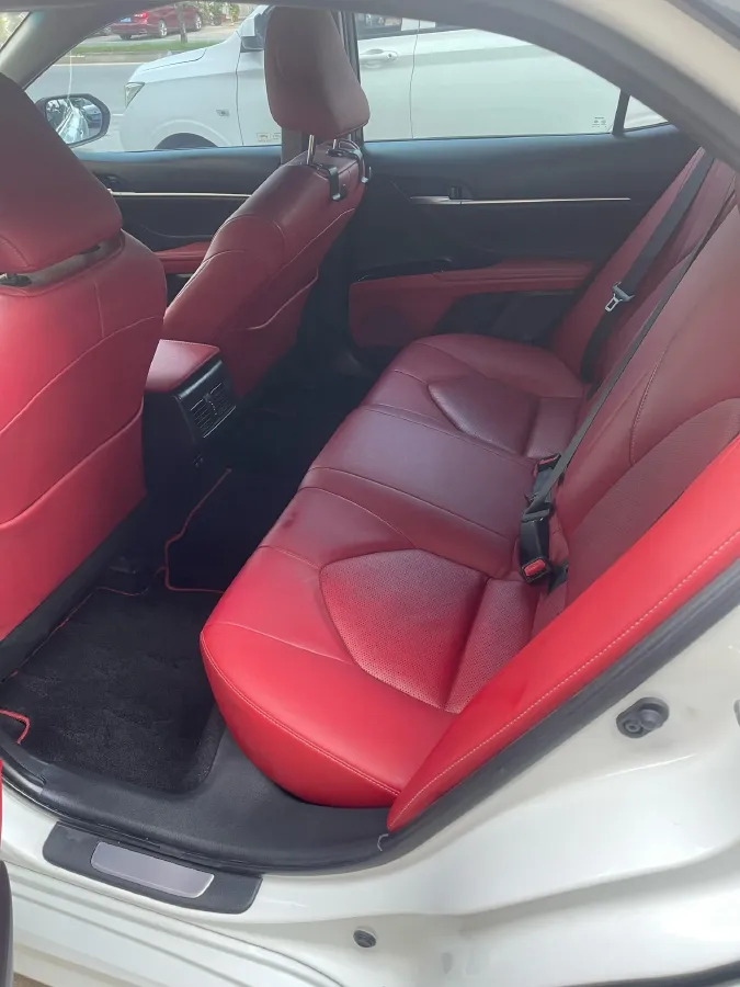 2019 Toyota Camry 2.0L 178HP L4 CVT,autocango,china used car exporter,china ev exporter,chinese used car exporter,chinese used ev exporter