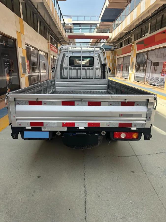 2023 BAW Jingka T7 2.0L 133HP L4 5MT,autocango,china used car exporter,china ev exporter,chinese used car exporter,chinese used ev exporter