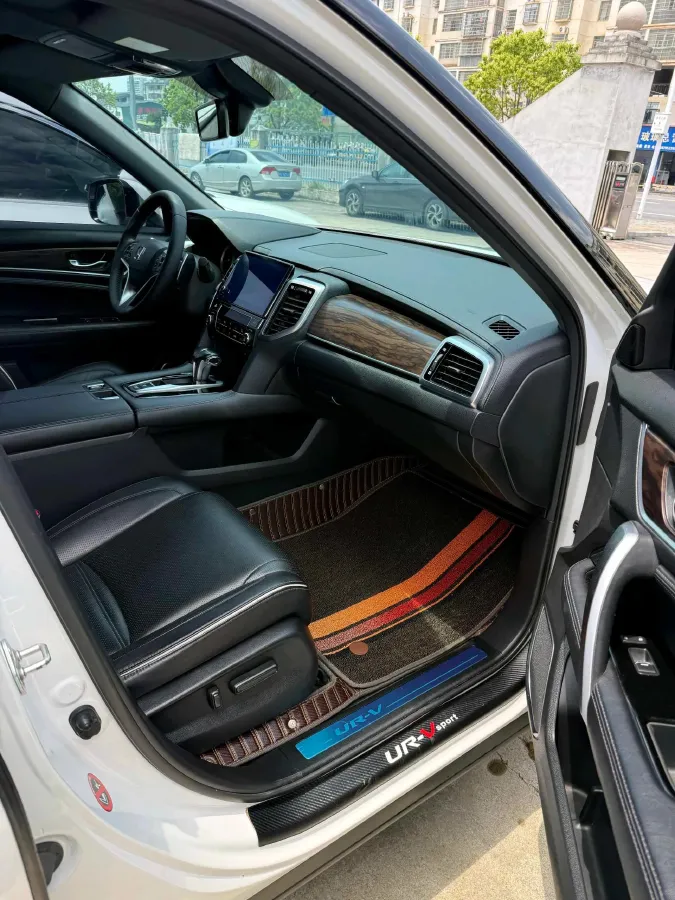 2017 Honda UR-V 1.5T 193HP L4 CVT,autocango,china used car exporter,china ev exporter,chinese used car exporter,chinese used ev exporter