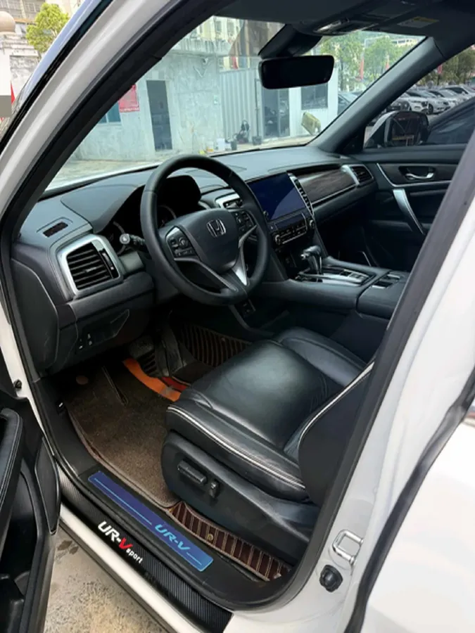 2017 Honda UR-V 1.5T 193HP L4 CVT,autocango,china used car exporter,china ev exporter,chinese used car exporter,chinese used ev exporter