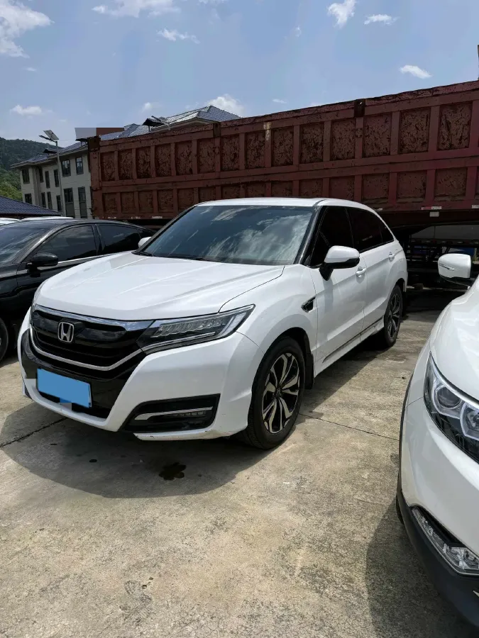 2017 Honda UR-V 1.5T 193HP L4 CVT,autocango,china used car exporter,china ev exporter,chinese used car exporter,chinese used ev exporter