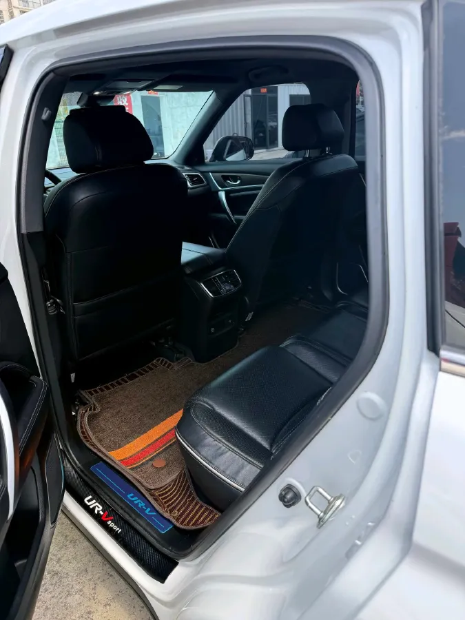 2017 Honda UR-V 1.5T 193HP L4 CVT,autocango,china used car exporter,china ev exporter,chinese used car exporter,chinese used ev exporter