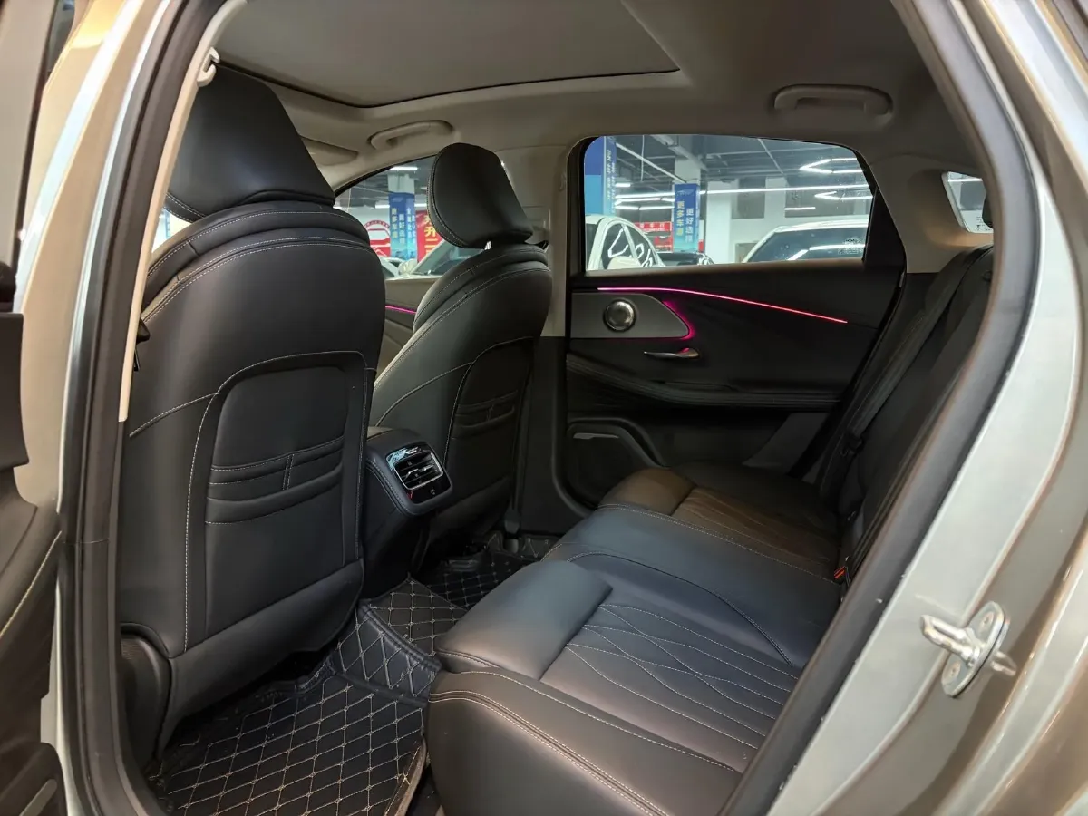 2024 Chery Arrizo 8 1.6T 197HP L4 7DCT,autocango,china used car exporter,china ev exporter,chinese used car exporter,chinese used ev exporter