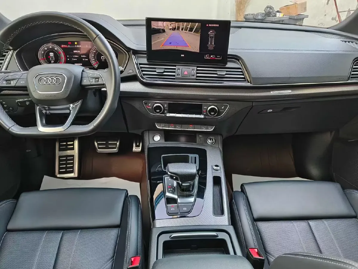 2024 Audi Q5L Sportback 2.0T 190HP L4 7DCT,autocango,china used car exporter,china ev exporter,chinese used car exporter,chinese used ev exporter
