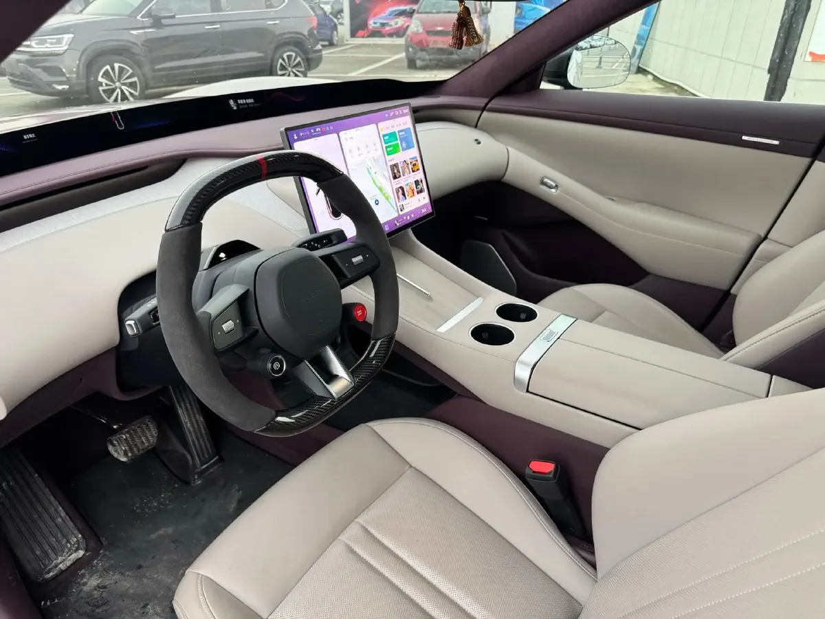 2025 MI YU7 BEV 101.7KWH,autocango,china used car exporter,china ev exporter,chinese used car exporter,chinese used ev exporter