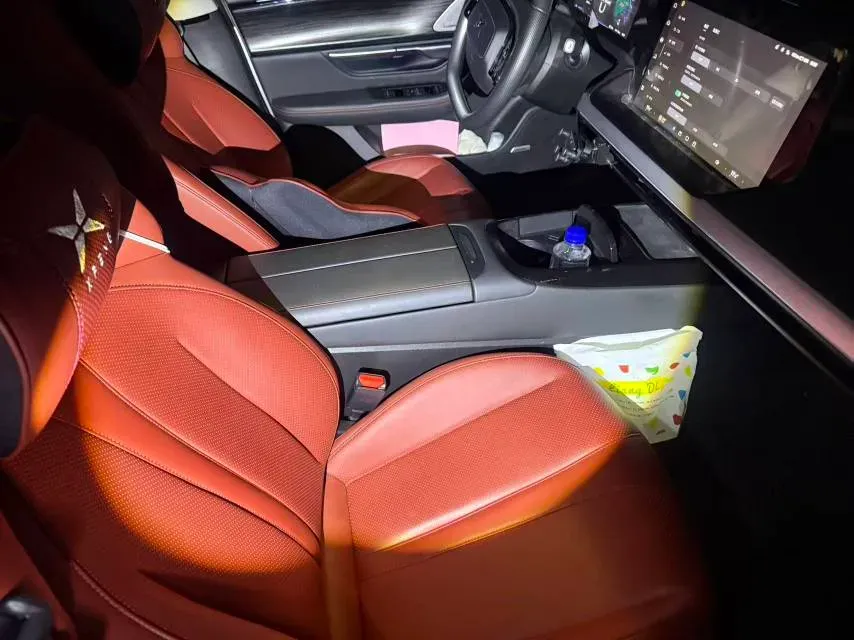 2020 Xpeng P7 BEV 70.8KWH,autocango,china used car exporter,china ev exporter,chinese used car exporter,chinese used ev exporter