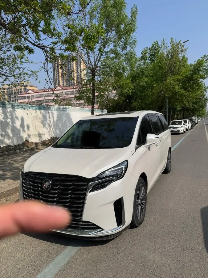 2023 Buick GL8 2.0T 237HP L4 9AT,autocango,china used car exporter,china ev exporter,chinese used car exporter,chinese used ev exporter