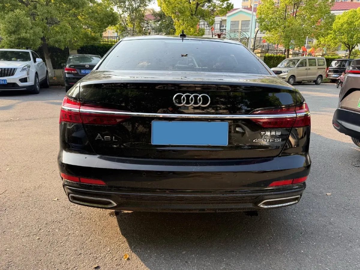 2020 Audi A6L 2.0T 190HP L4 7DCT,autocango,china used car exporter,china ev exporter,chinese used car exporter,chinese used ev exporter