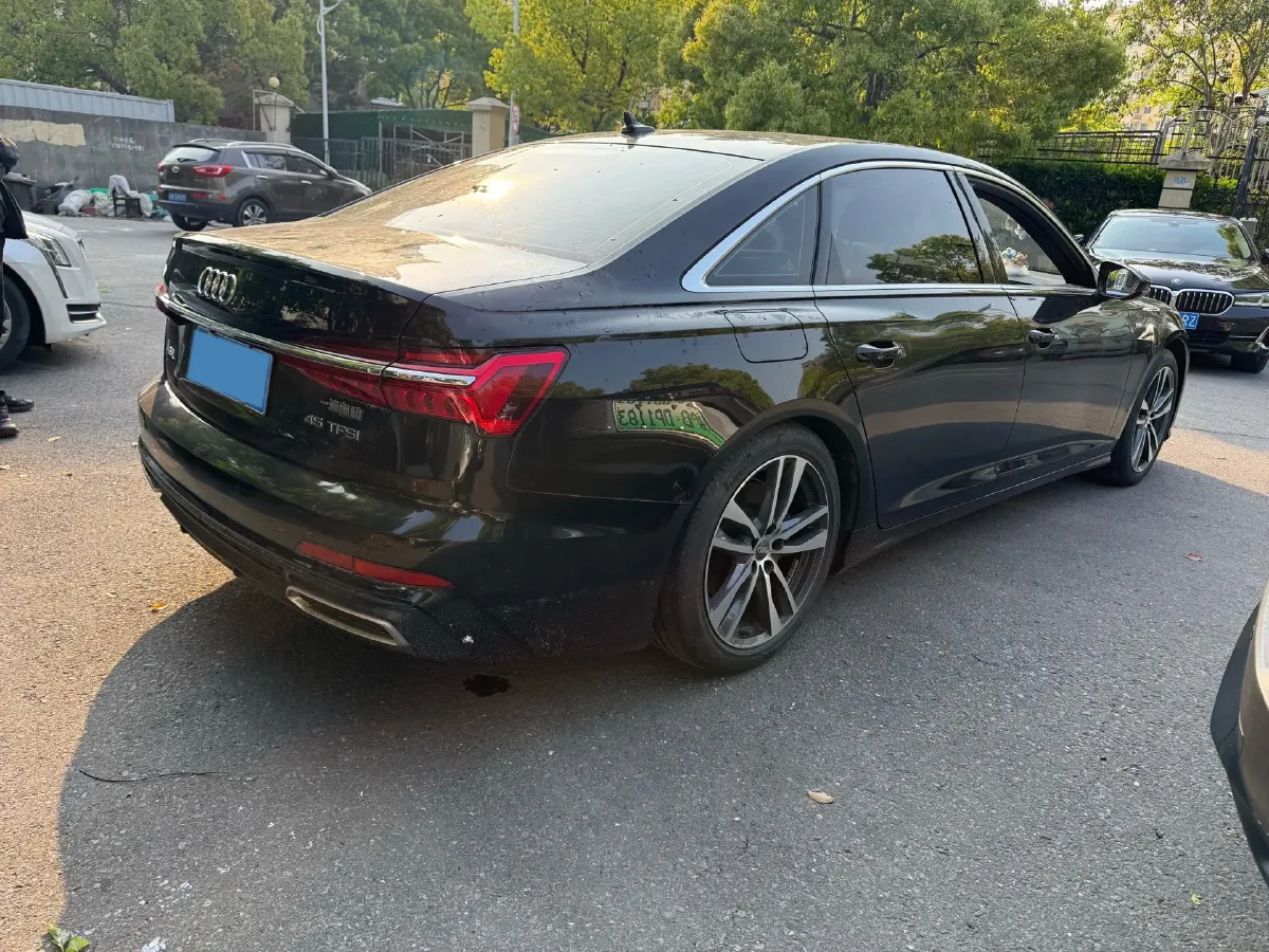 2020 Audi A6L 2.0T 190HP L4 7DCT,autocango,china used car exporter,china ev exporter,chinese used car exporter,chinese used ev exporter