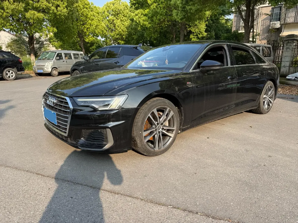 2020 Audi A6L 2.0T 190HP L4 7DCT,autocango,china used car exporter,china ev exporter,chinese used car exporter,chinese used ev exporter