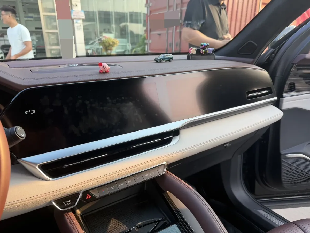 2023 Geely StarRay 2.0T 218HP L4 7DCT,autocango,china used car exporter,china ev exporter,chinese used car exporter,chinese used ev exporter
