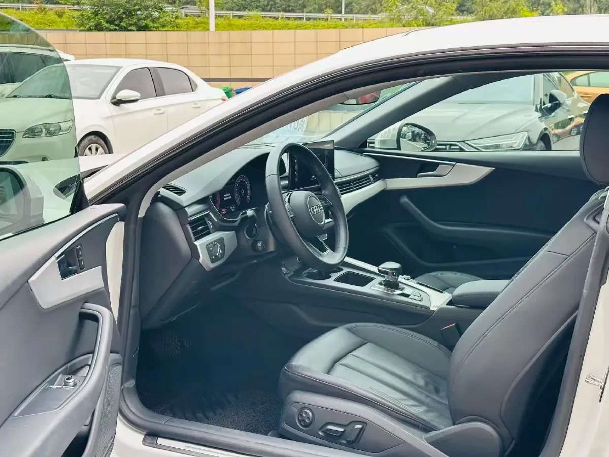 2021 Audi A5 2.0T 204HP L4 7DCT,autocango,china used car exporter,china ev exporter,chinese used car exporter,chinese used ev exporter