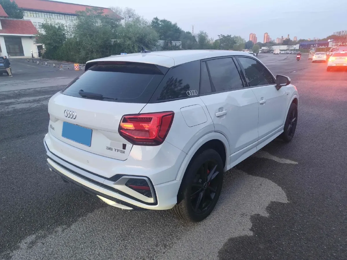 2022 Audi Q2L 1.4T 150HP L4 7DCT,autocango,china used car exporter,china ev exporter,chinese used car exporter,chinese used ev exporter