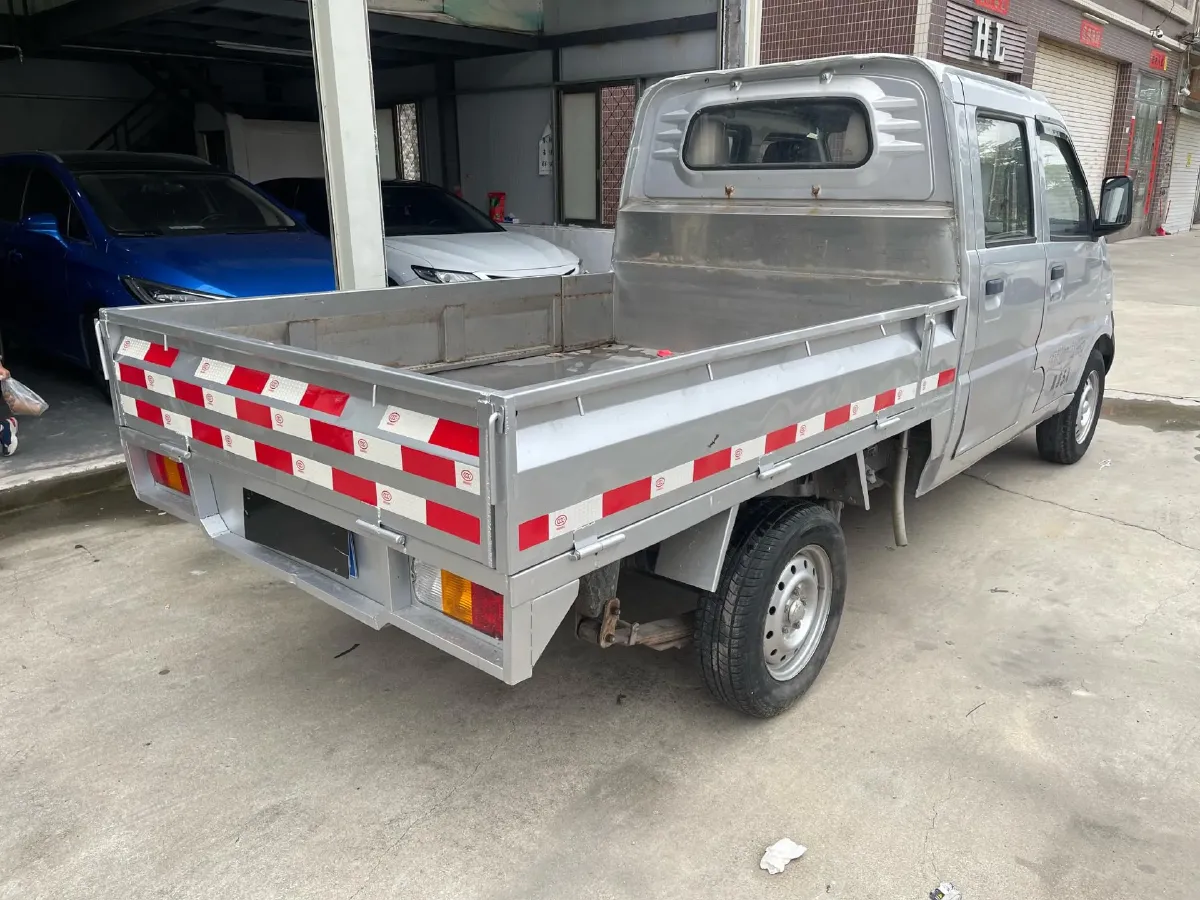 2021 WuLing RongGuang Mini Truck 1.5L 99HP L4 5MT,autocango,china used car exporter,china ev exporter,chinese used car exporter,chinese used ev exporter