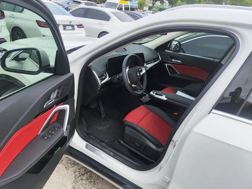 2023 BMW X1 1.5T 156HP L3 7DCT,autocango,china used car exporter,china ev exporter,chinese used car exporter,chinese used ev exporter
